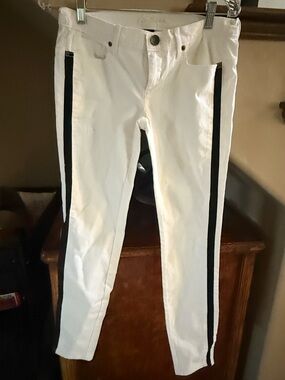 Victoria’s Secret Skinny Jeans